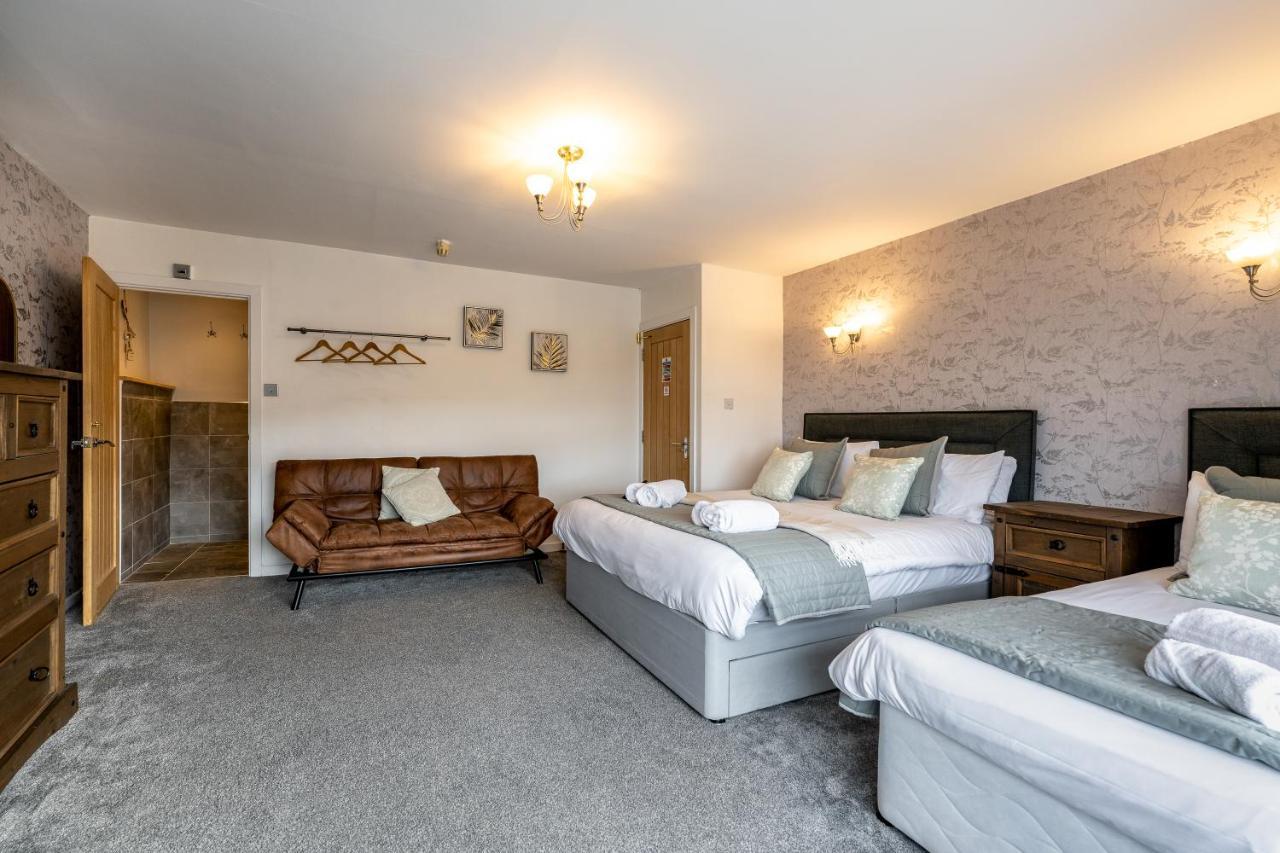 The New Lodge Pontardawe Extérieur photo